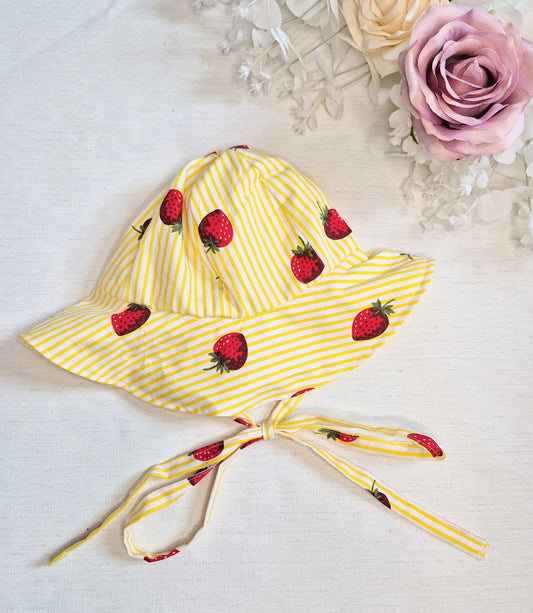 Yellow strawberry stripe sunhat