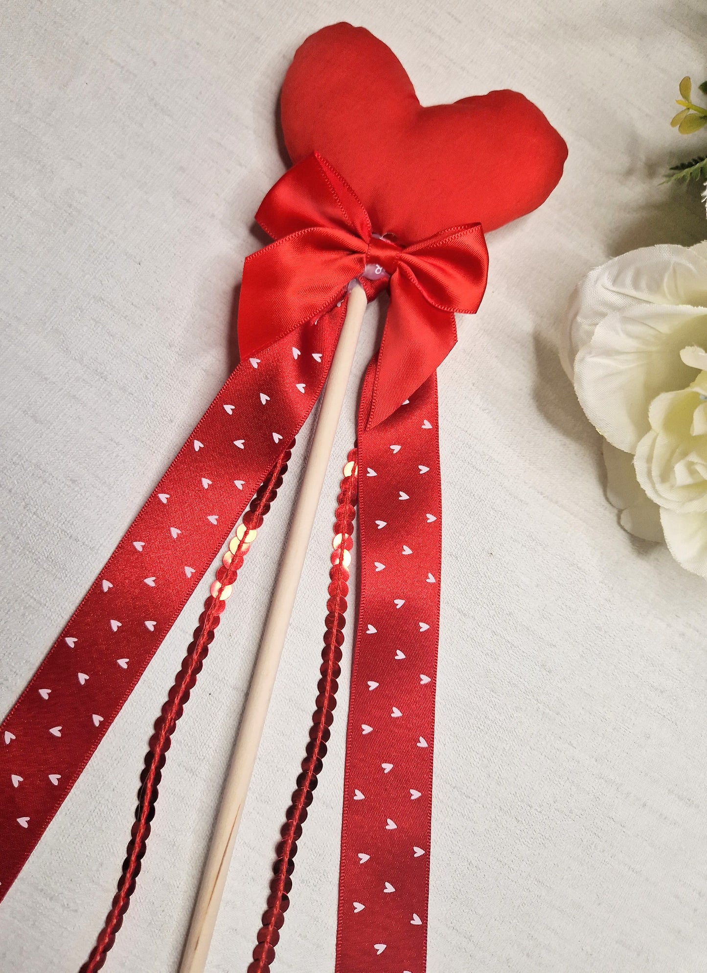 Red heart valentines wand