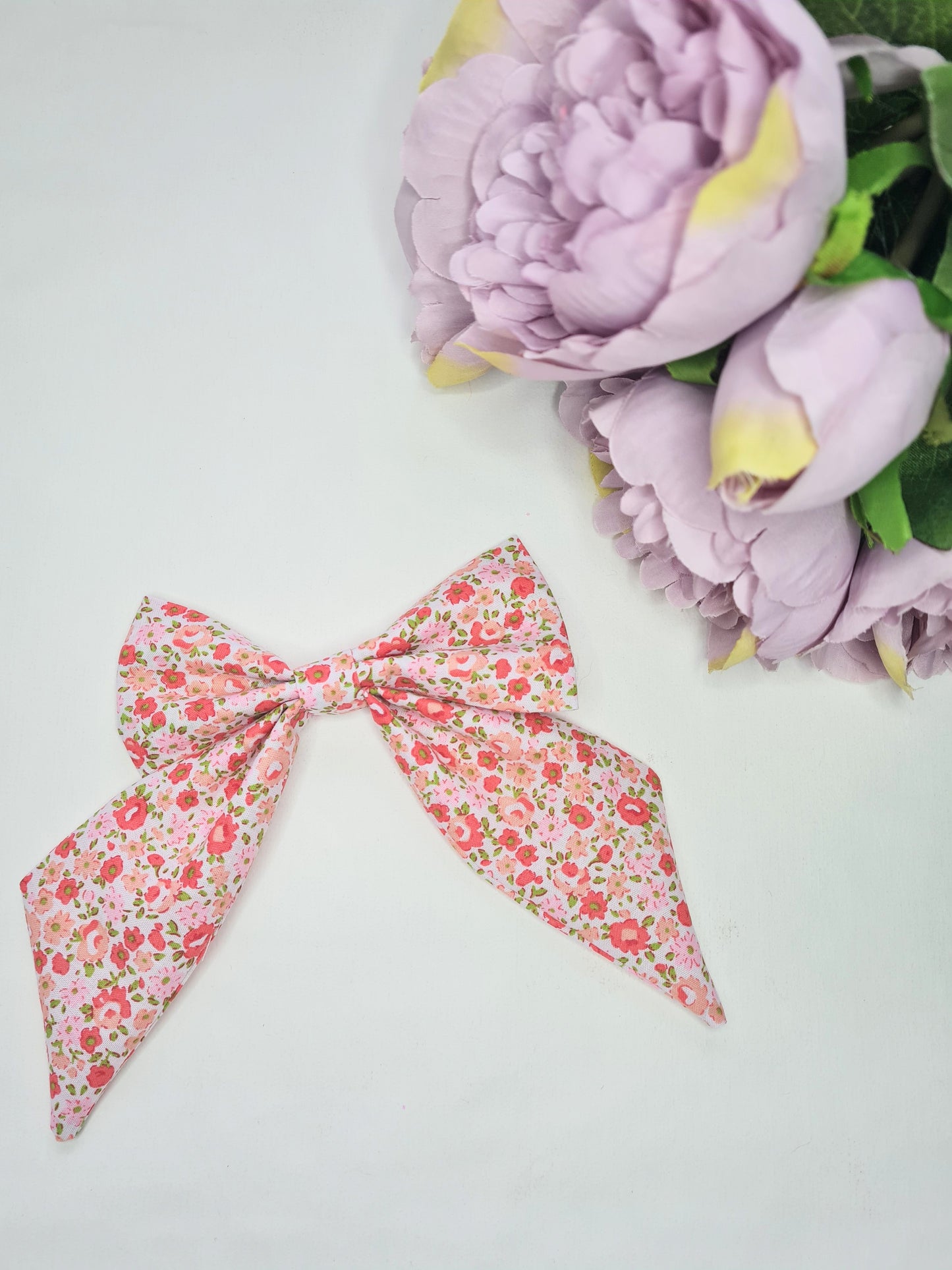 Ditsy red Nansi bow